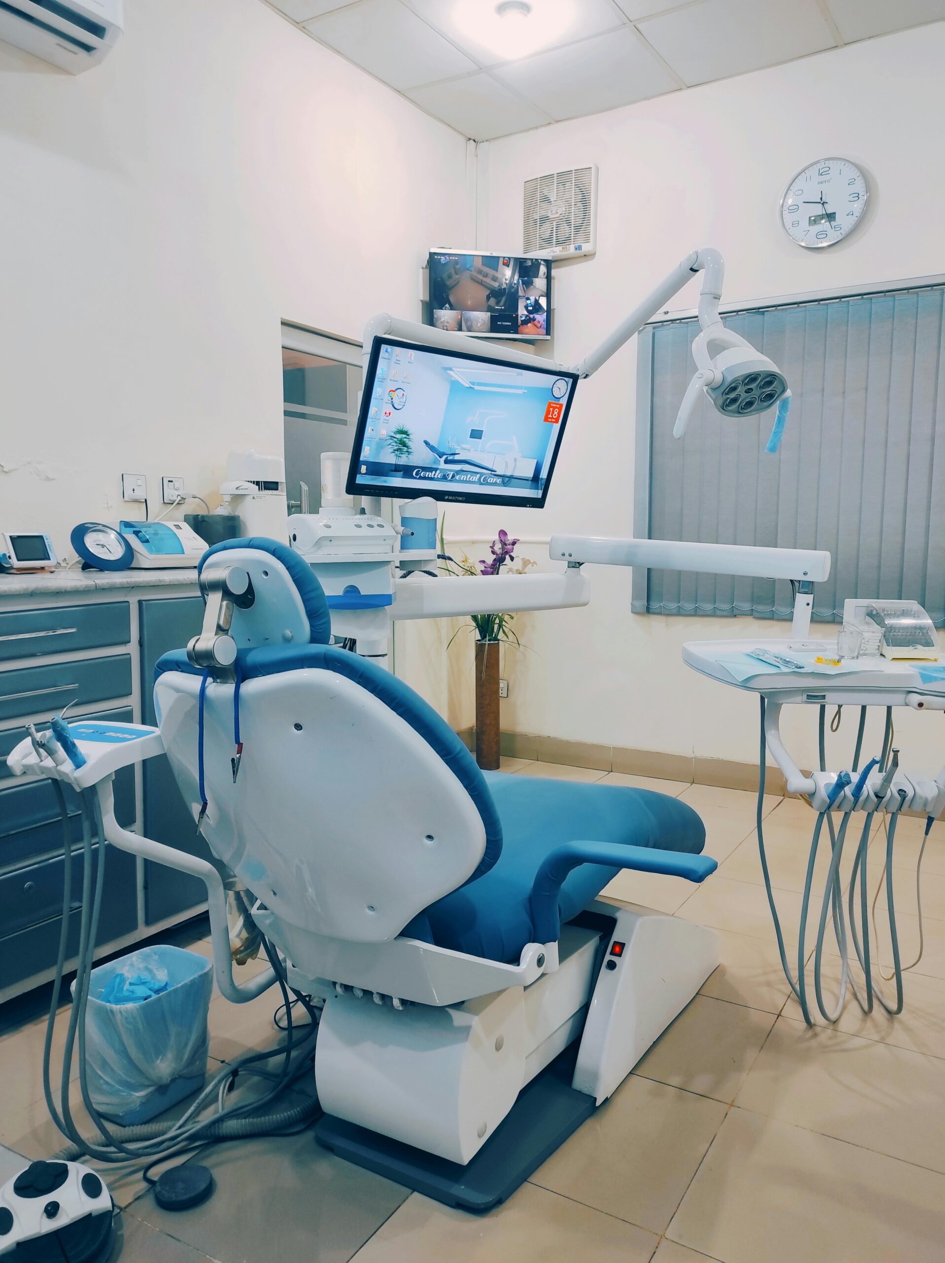 best dental clinic in Pakistan